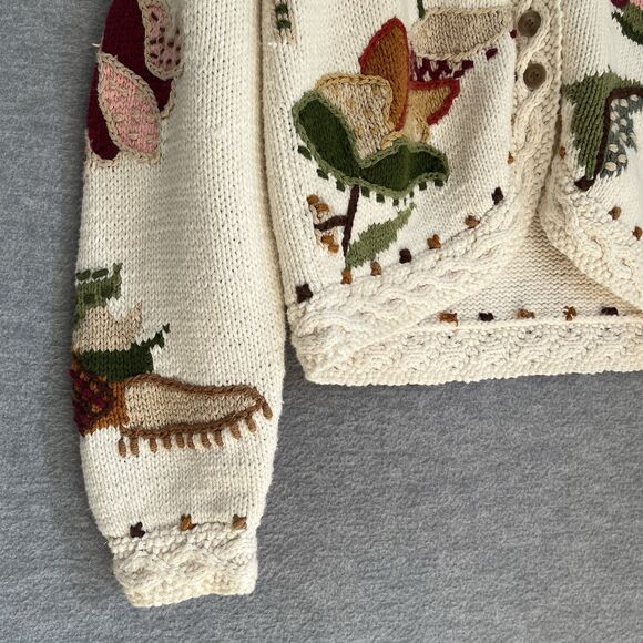 All Week Long Chunky Cardigan Sweater M Floral Cottagecore Cabin Beige Crochet - Picture 11 of 13